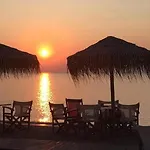 Welcome To Giouli's ! *