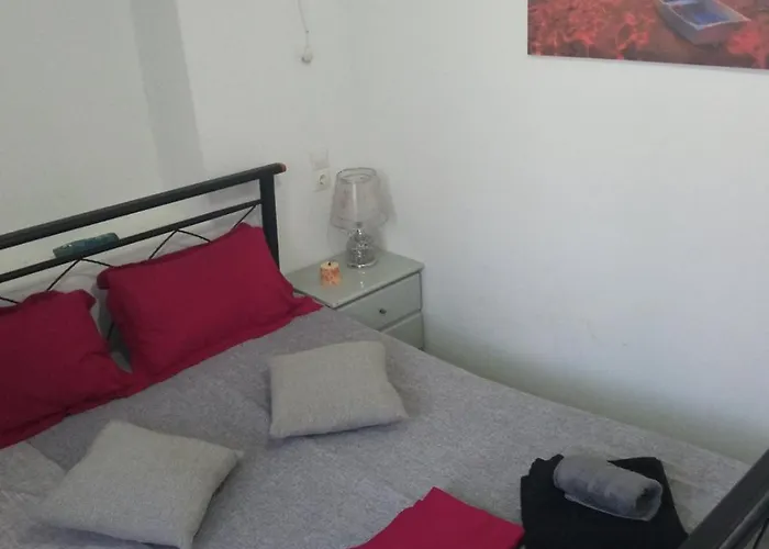 Welcome To Giouli's ! * Elafonissos